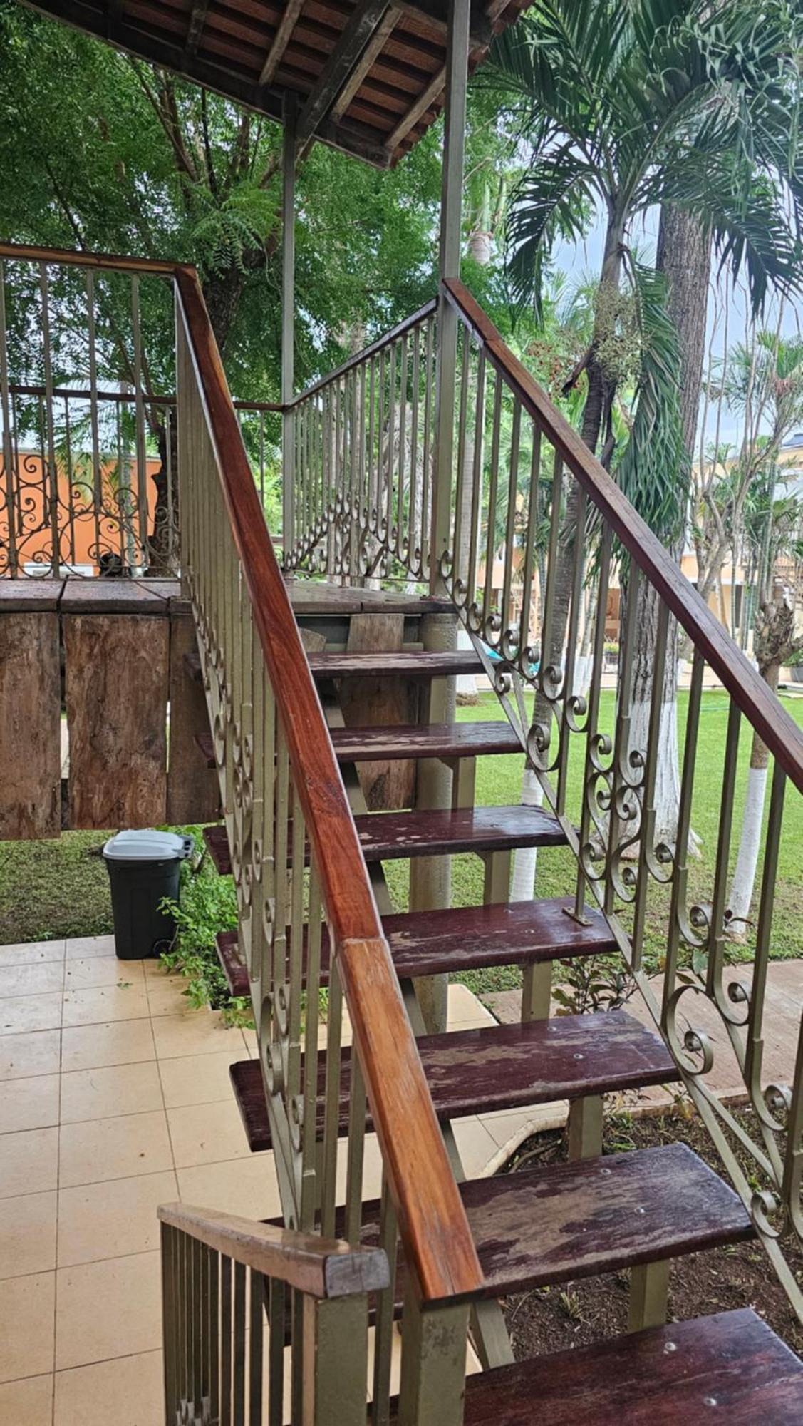 Los Cedros Uayamón 外观 照片